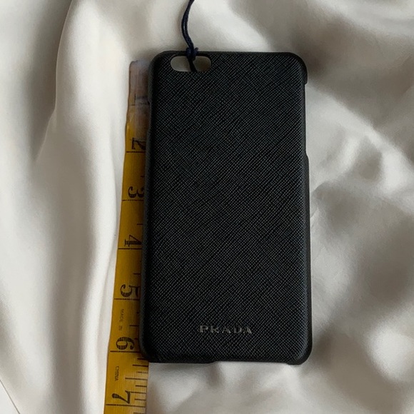 PRADA phone case - Picture 7 of 8